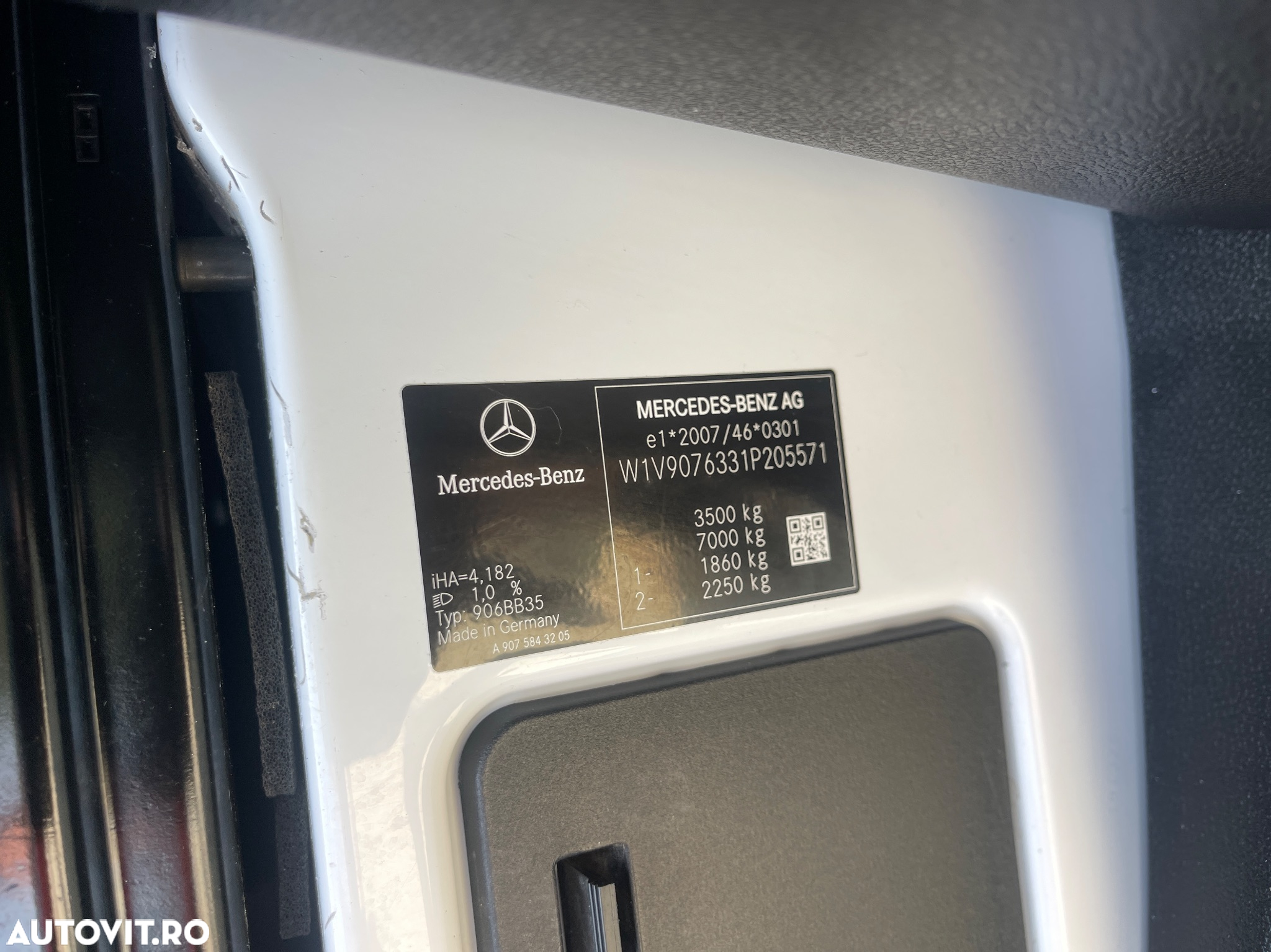 Mercedes-Benz Sprinter 316CDI  AUTOMAT MEDIU - 35