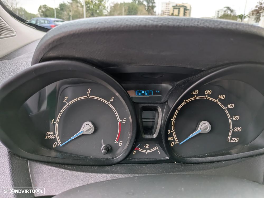 Ford Transit courier - 7