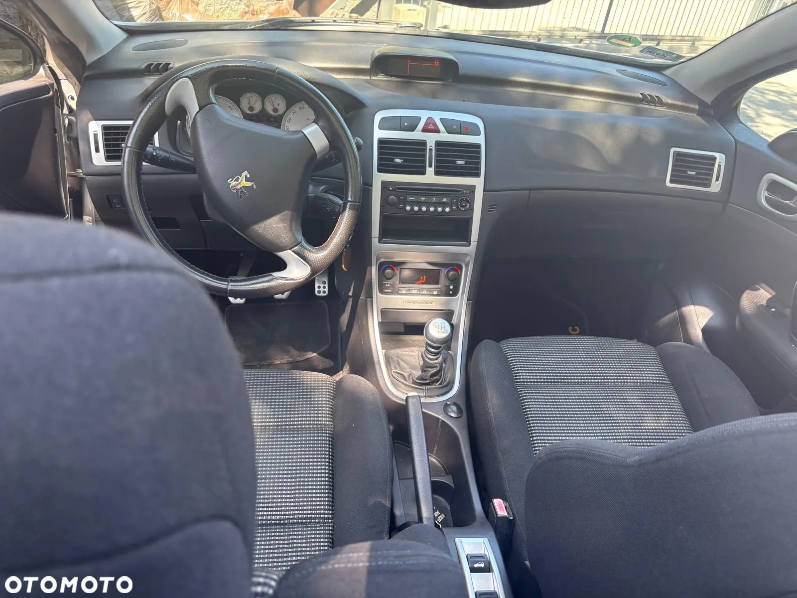 Peugeot 307 CC 2.0 HDi Intense - 5