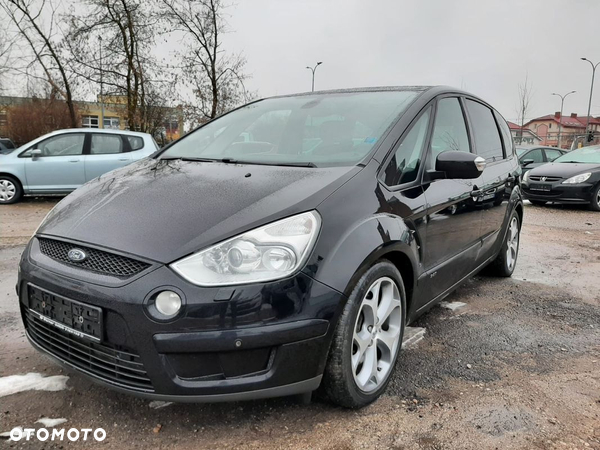 Ford S-Max 2.5 Titanium