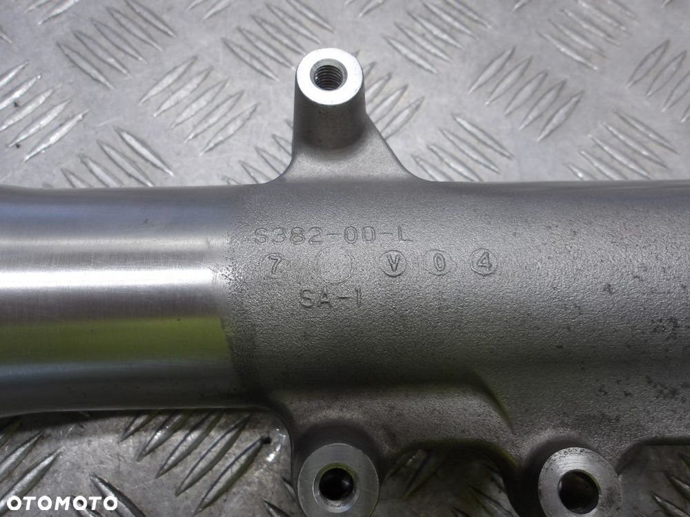 Laga zawieszenia przód lewa SUZUKI VLR 1800 C109R BOULEVARD/INTRUDER 08-13r   PN. 51104-22H00 - 10