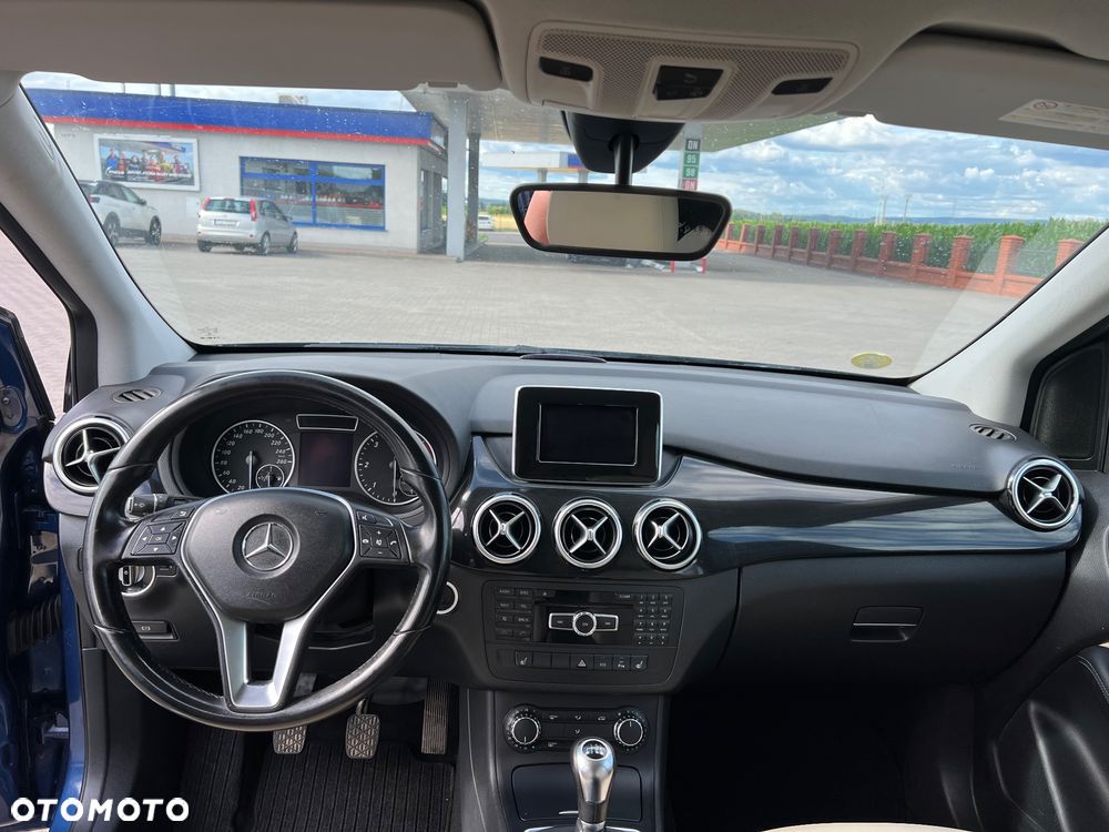 Mercedes-Benz Klasa B 180 CDI - 22