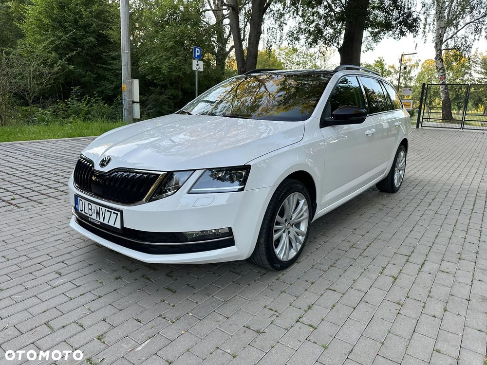 Skoda Octavia 2.0 TDI Ambition DSG - 1