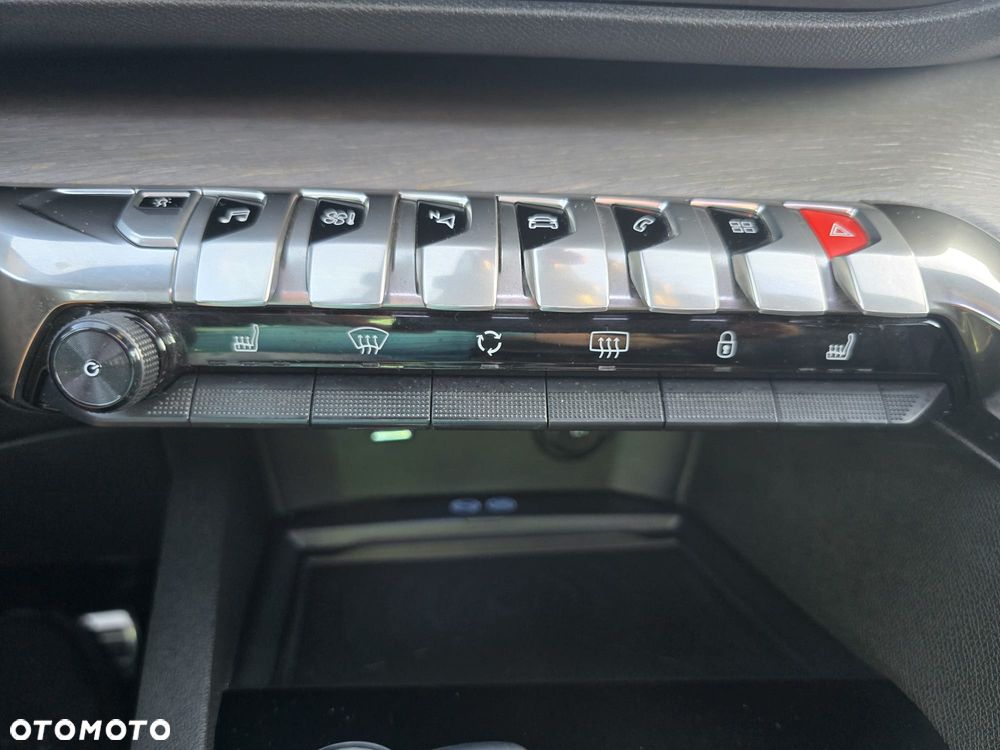 Peugeot 3008 BlueHDi 180 Stop & Start EAT8 GT - 19