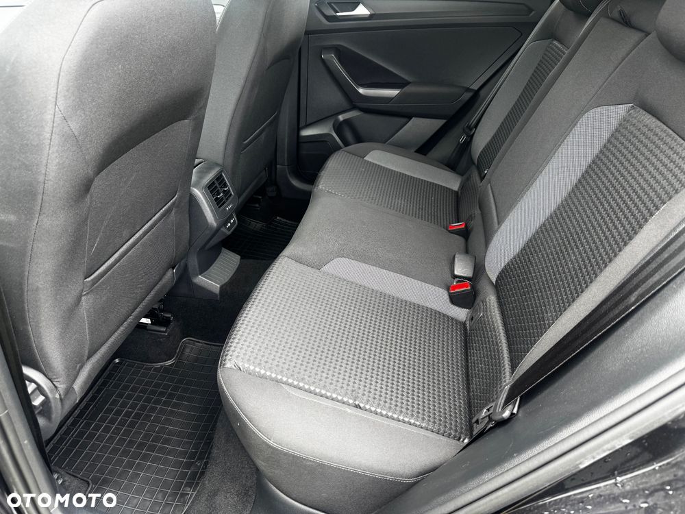 Volkswagen T-Roc 1.5 TSI OPF ACTIVE - 13