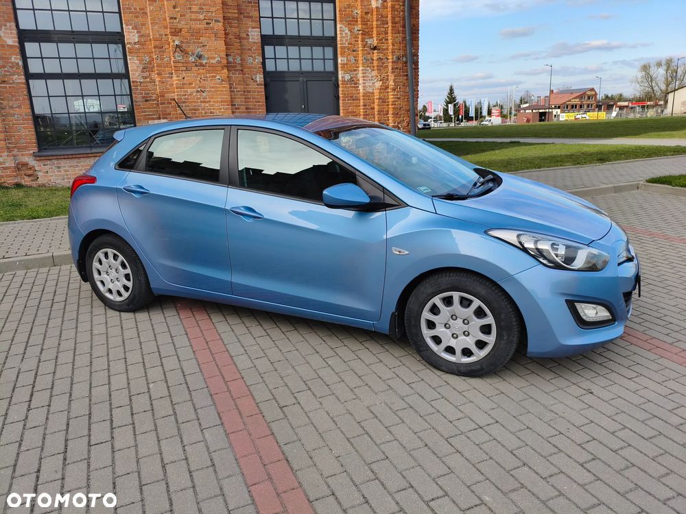 Hyundai i30 1.4 CRDi Classic + - 4