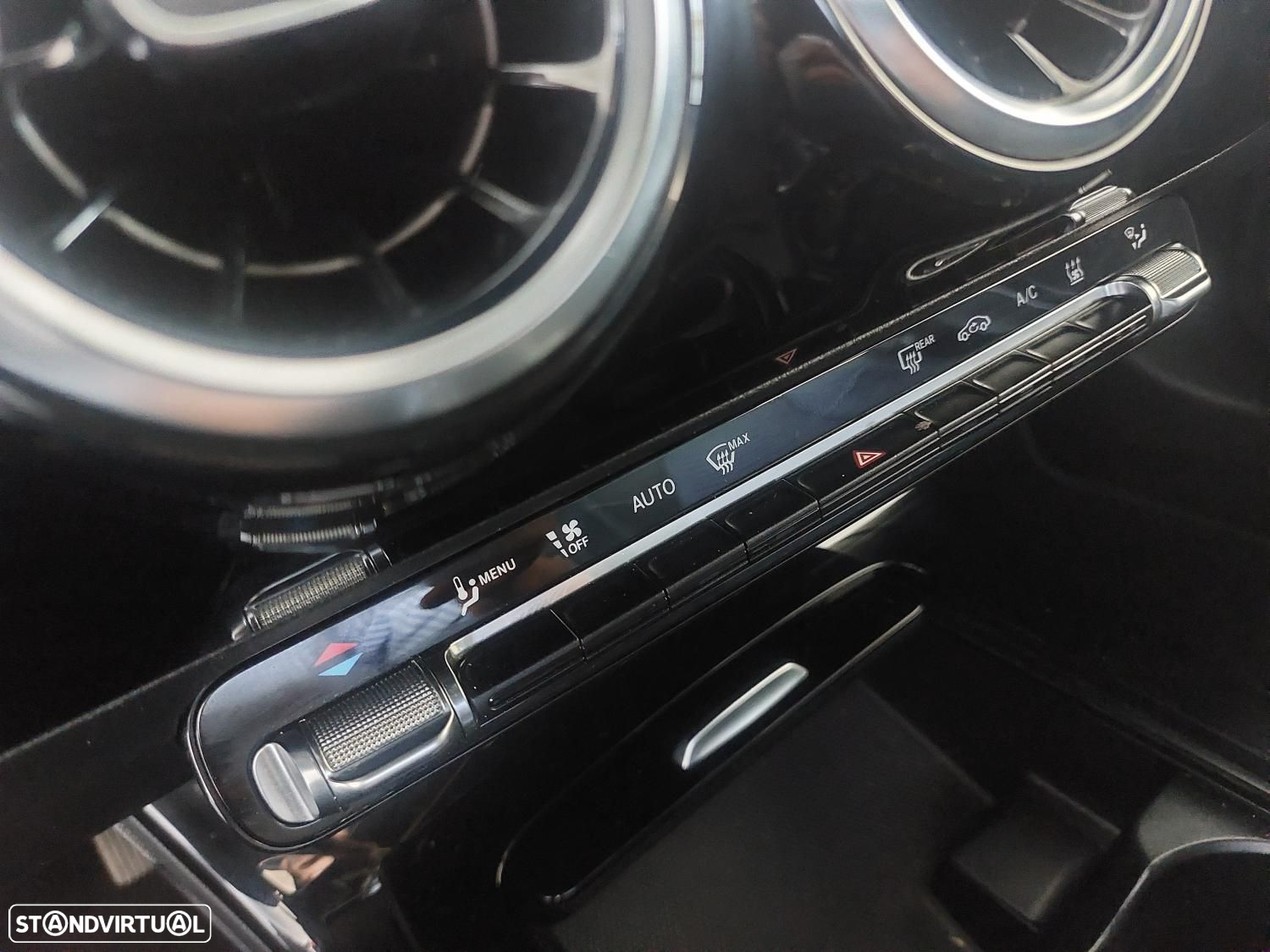 Mercedes-Benz A 250 e Style Plus - 36