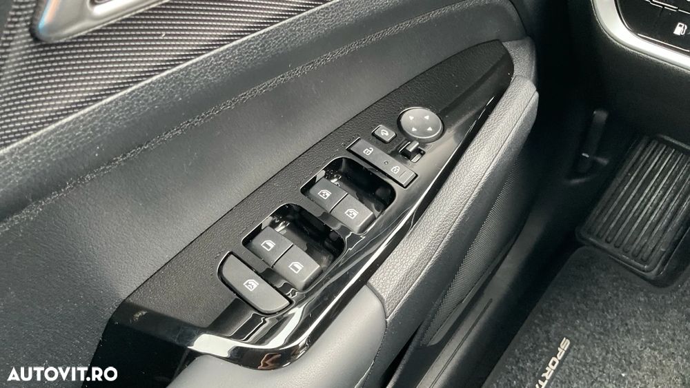 Kia Sportage 1.6 T-GDI PHEV 6AT 4x4 Style - 29