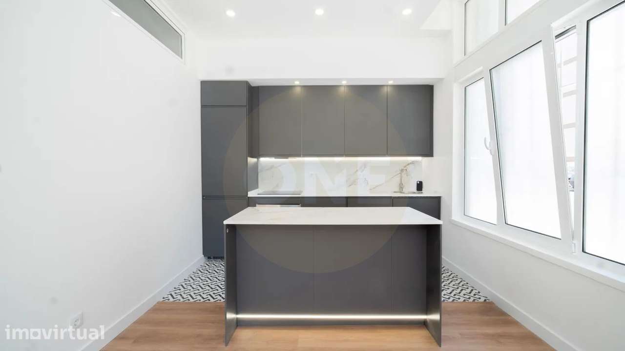 Apartamento T3 remodelado| Suite e closet | Codivel, Odivelas - Grande imagem: 2/24