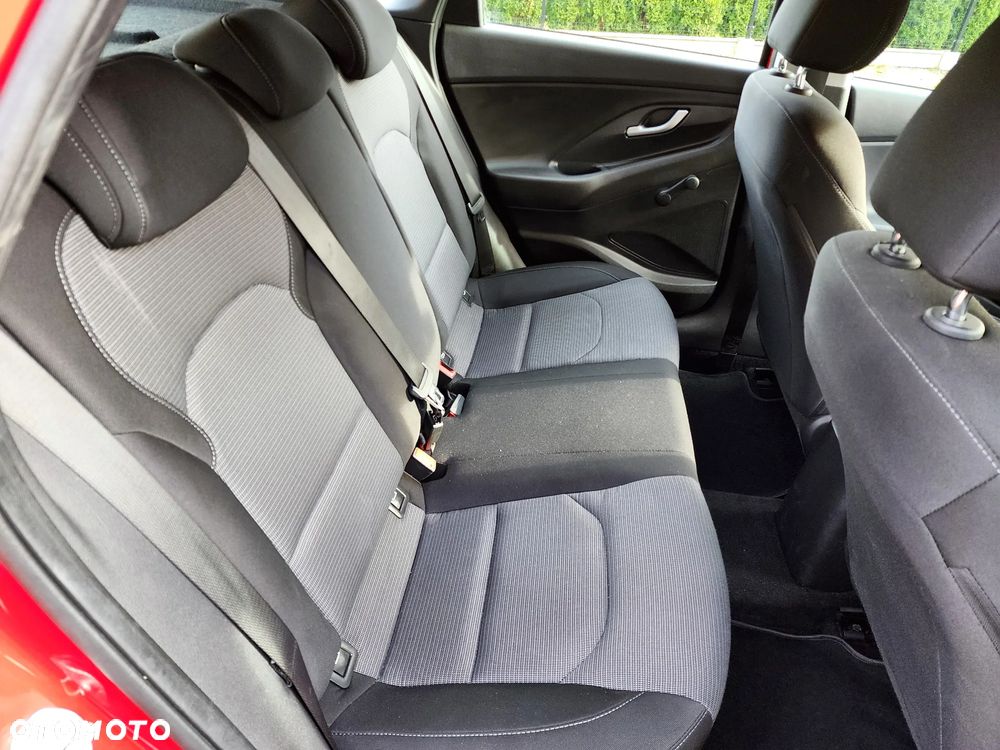 Hyundai i30 1.4 Trend - 35