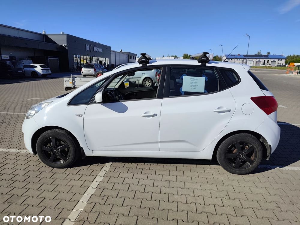 Kia Venga - 7