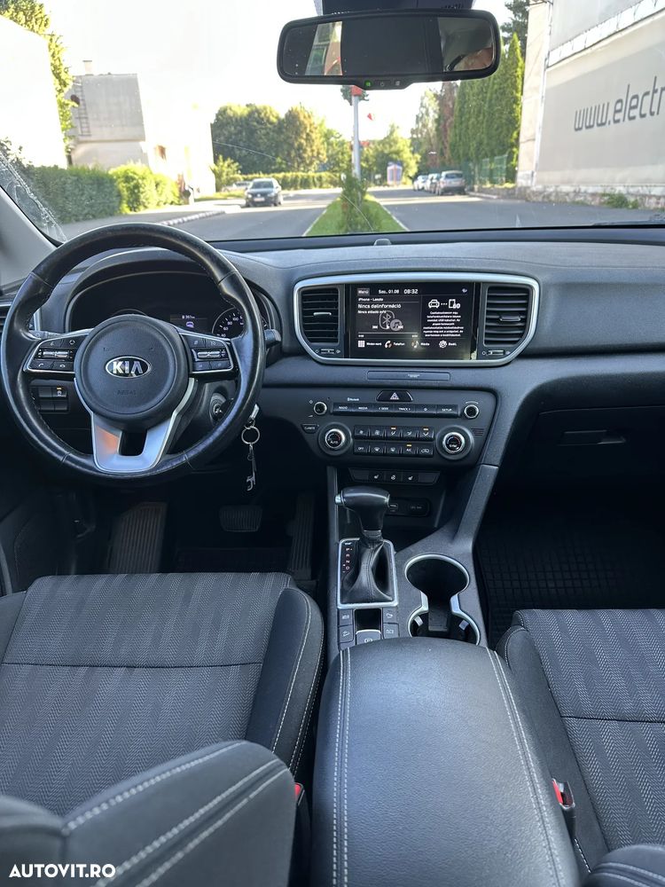 Kia Sportage - 12