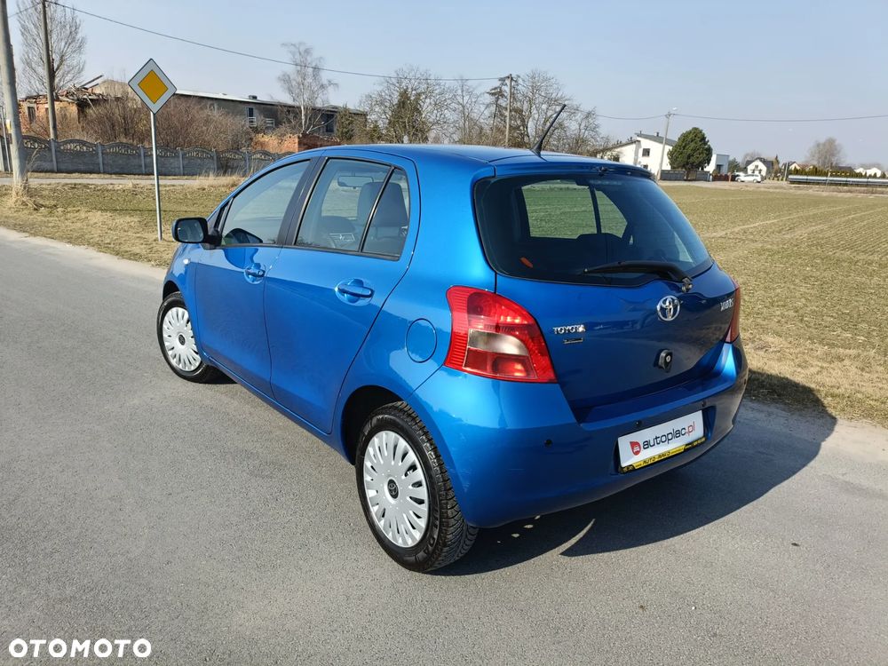 Toyota Yaris 1.3 VVT-i Travel - 7