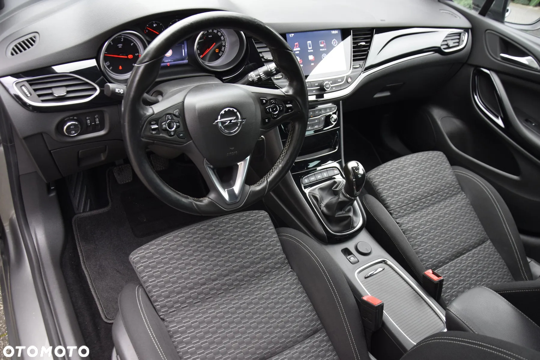 Opel Astra 1.6 D (CDTI) Start/Stop Innovation - 21