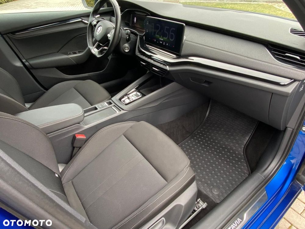 Skoda Octavia 2.0 TDI 4x4 Sportline DSG - 11