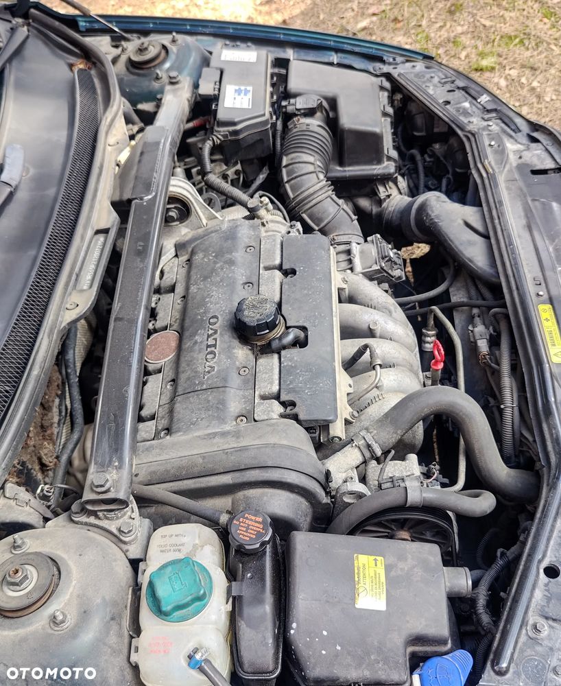 Volvo S60 2.4 - 13