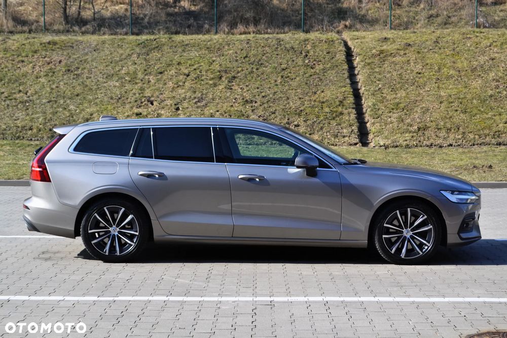 Volvo V60 B5 B AWD Inscription - 27