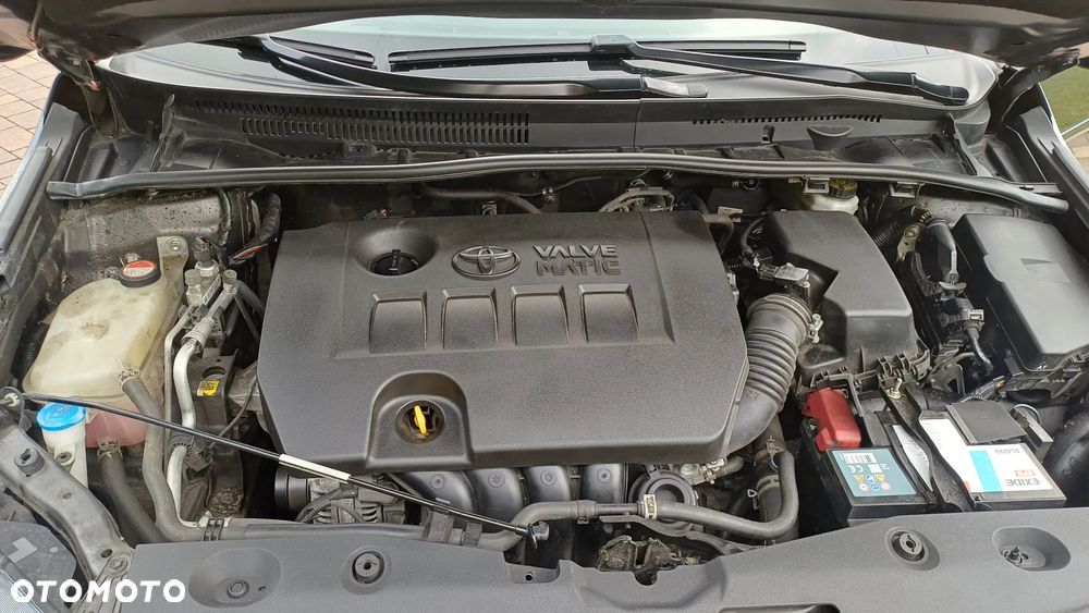 Toyota Avensis 1.8 Prestige - 28