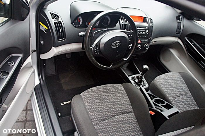 Kia Ceed 1.6 CVVT EX - 14