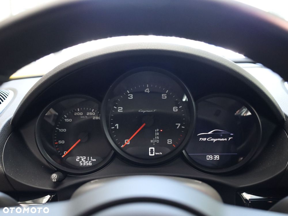 Porsche 718 Cayman - 16