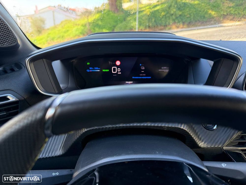 Peugeot e-208 50 kWh GT - 17