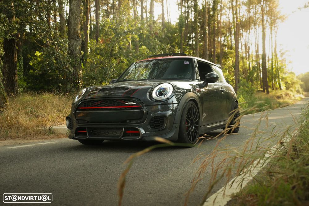 MINI 3 Portas John Cooper Works Auto Desportiva - 17