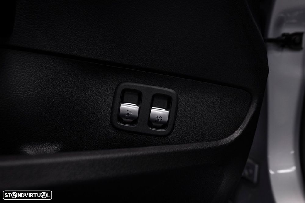 Mercedes-Benz C 300 e 9G-TRONIC Avantgarde Advanced - 23