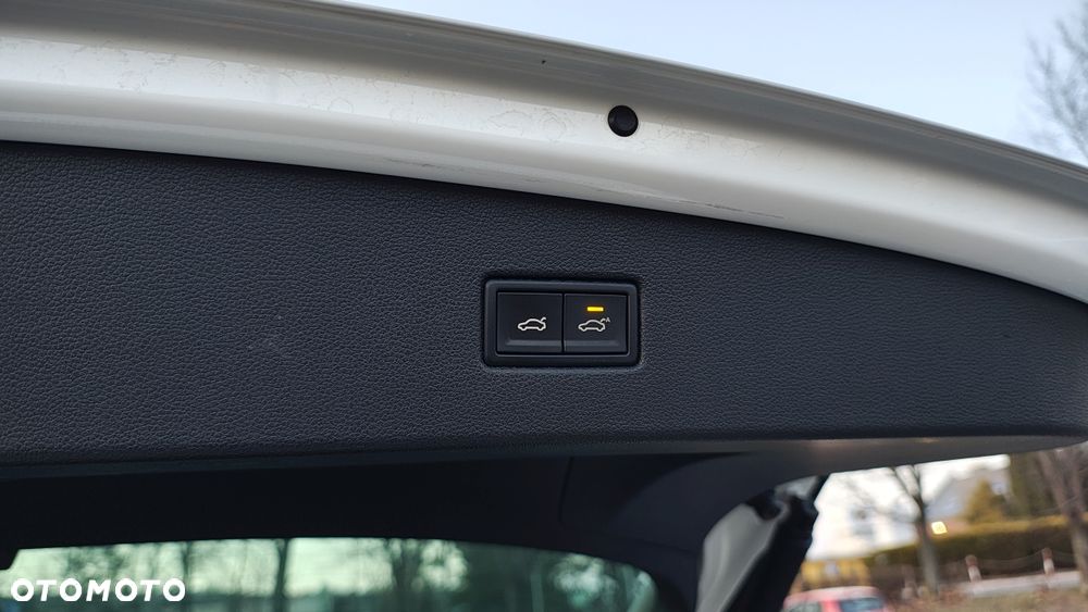 Volkswagen Tiguan - 28