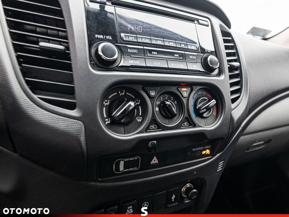 Mitsubishi L200 - 16