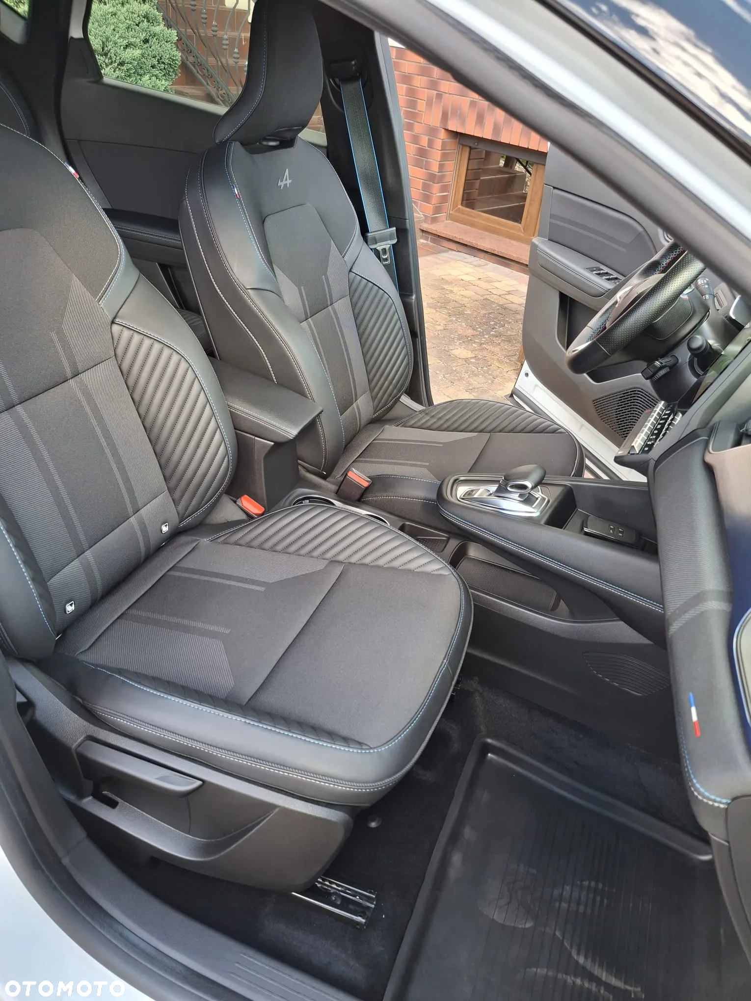 Renault Captur 1.6 E-TECH Full Hybrid 160 Esprit Alpine - 23