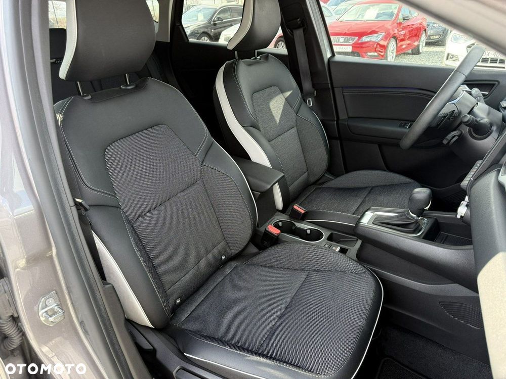 Renault Captur 1.3 TCe mHEV Techno EDC - 17