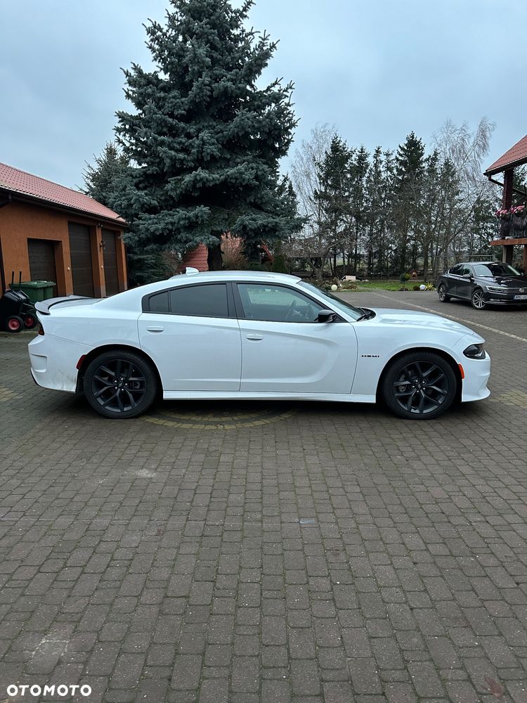 Dodge Charger - 7