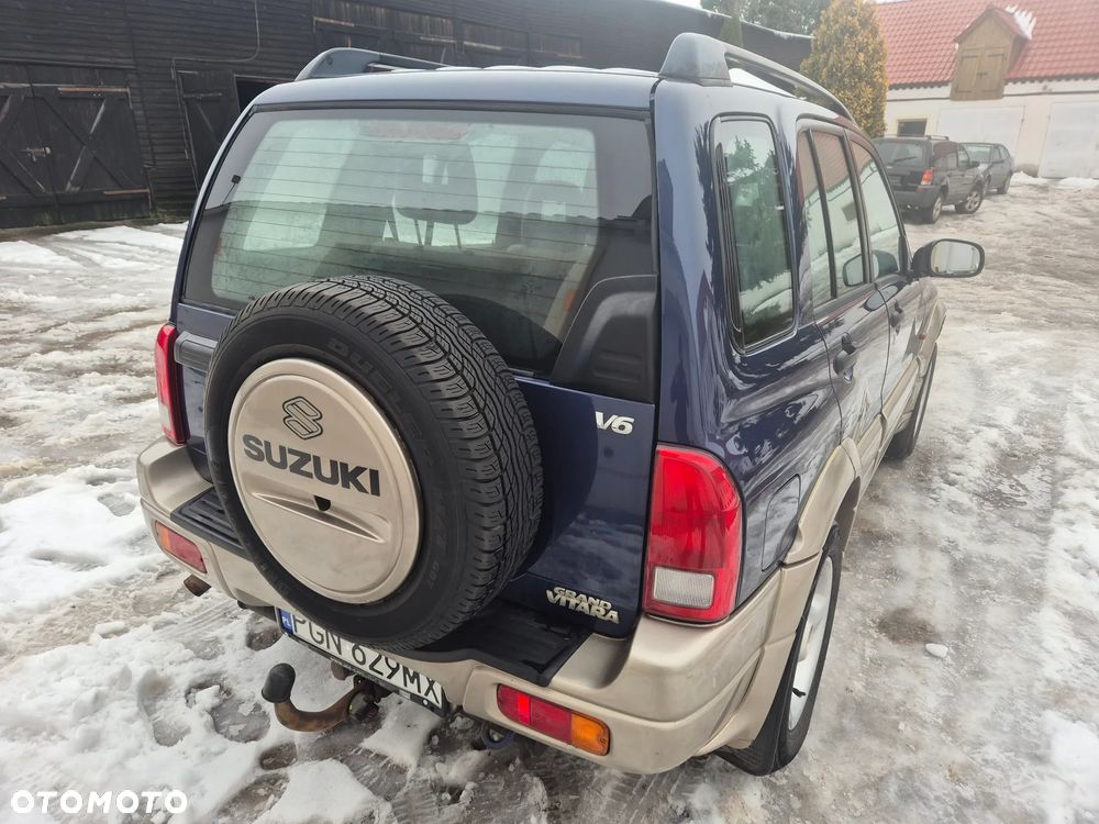 Suzuki Grand Vitara - 28