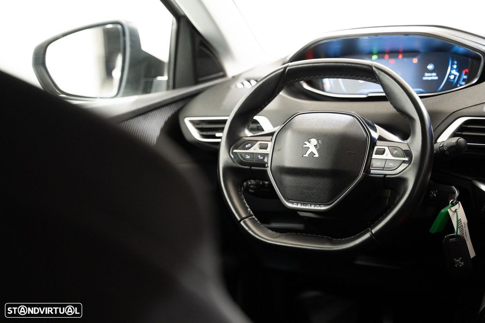 Peugeot 3008 1.2 PureTech Active - 15
