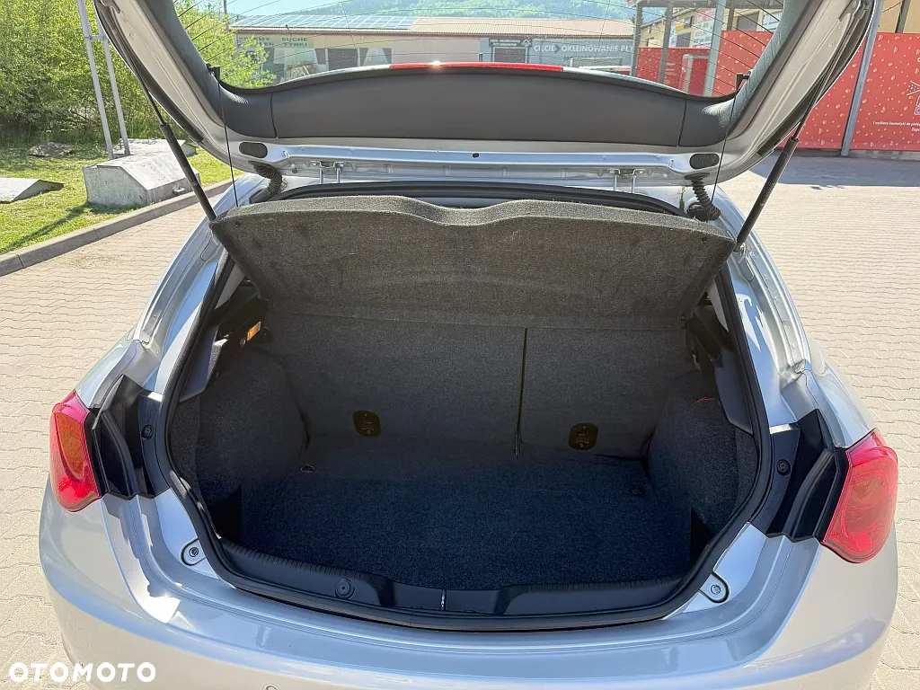 Alfa Romeo Giulietta 2.0 JTDM 16V Turismo - 14