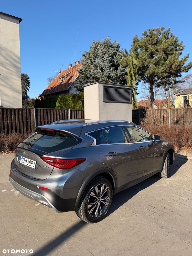 Infiniti QX30 - 4