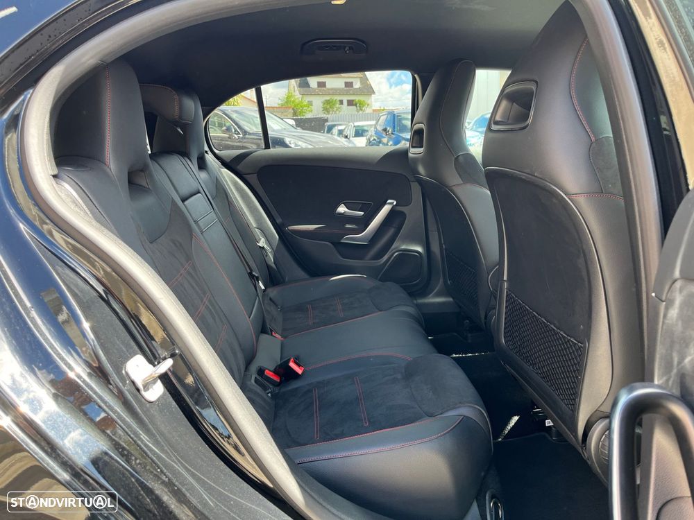 Mercedes-Benz A 250 e AMG Line - 52