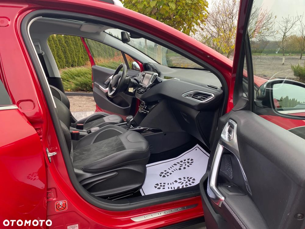 Peugeot 2008 PureTech 110 GPF Stop&Start EAT6 Crossway - 31