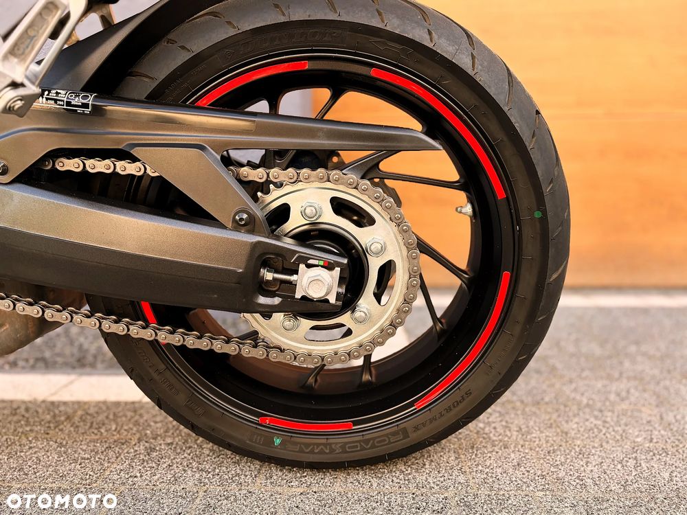 Honda CBR - 12