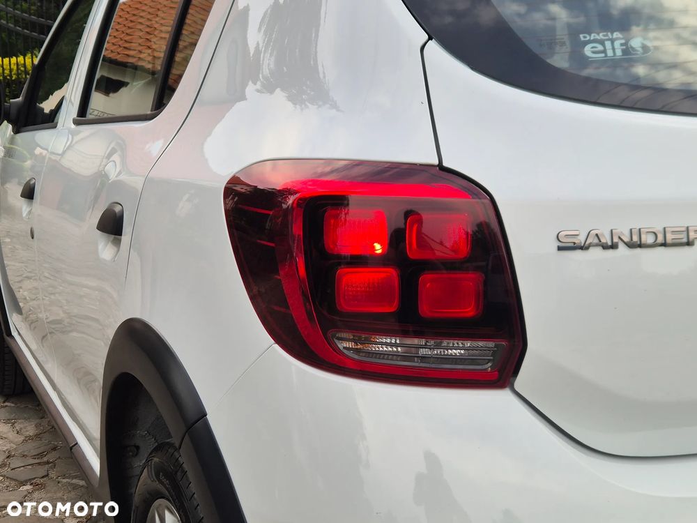 Dacia Sandero Stepway TCe 90 (S&S) Celebration - 39