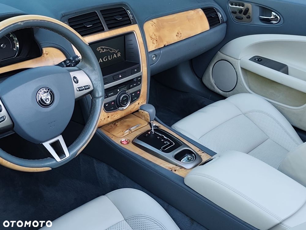 Jaguar XK 4.2 Cabriolet - 27