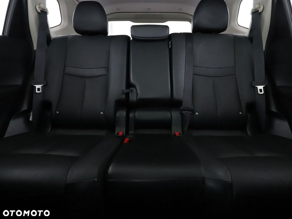 Nissan X-Trail 1.6 DCi Tekna 2WD 7os - 19