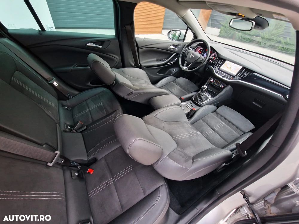 Opel Astra Sports Tourer 1.6 CDTI ECOTEC ECOFlex Start/Stop Cosmo - 14