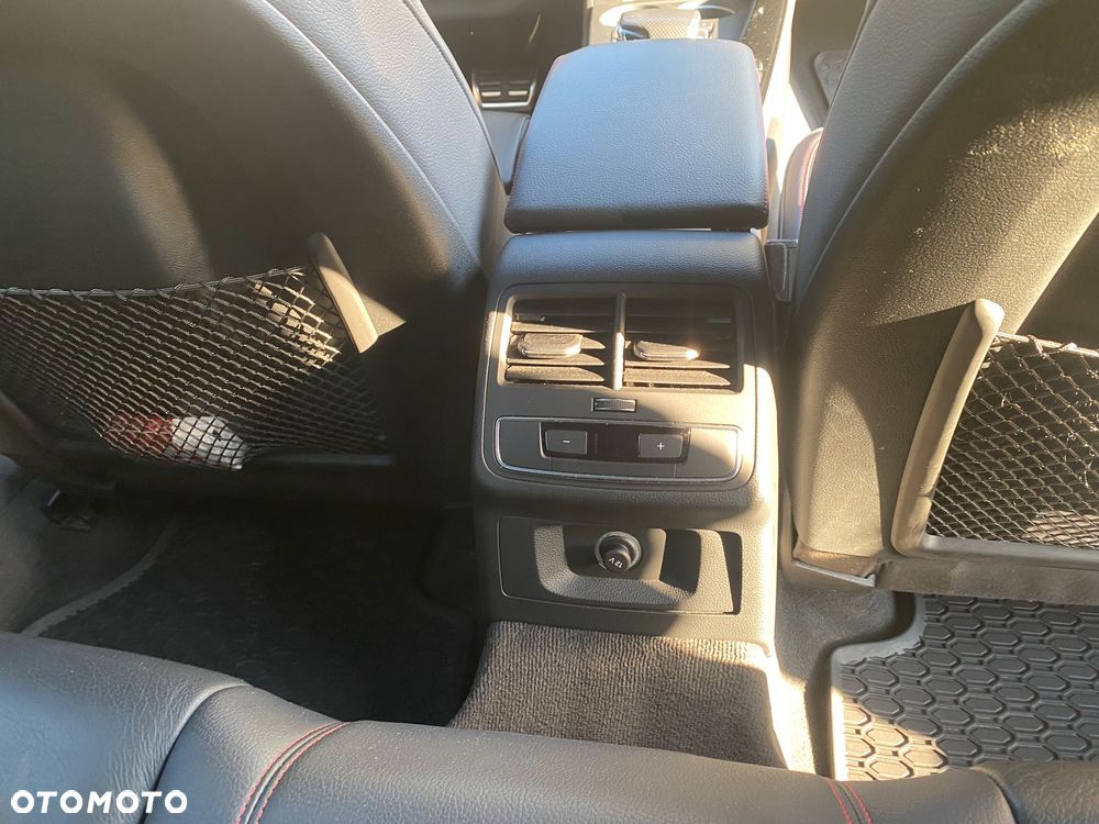 Audi A4 Avant 2.0 TDI ultra S tronic design - 17