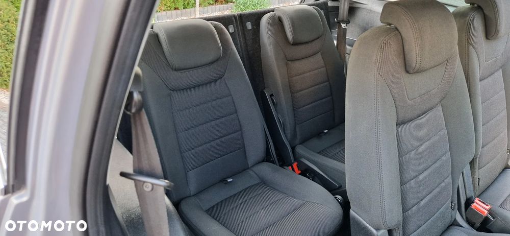 Ford S-Max - 36