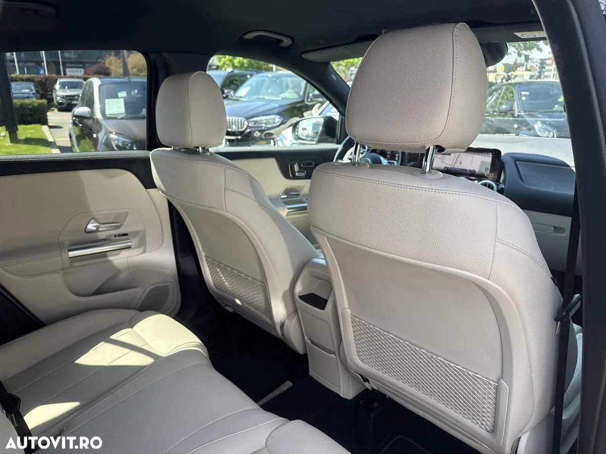 Mercedes-Benz GLA 200 d 4Matic 8G-DCT - 13