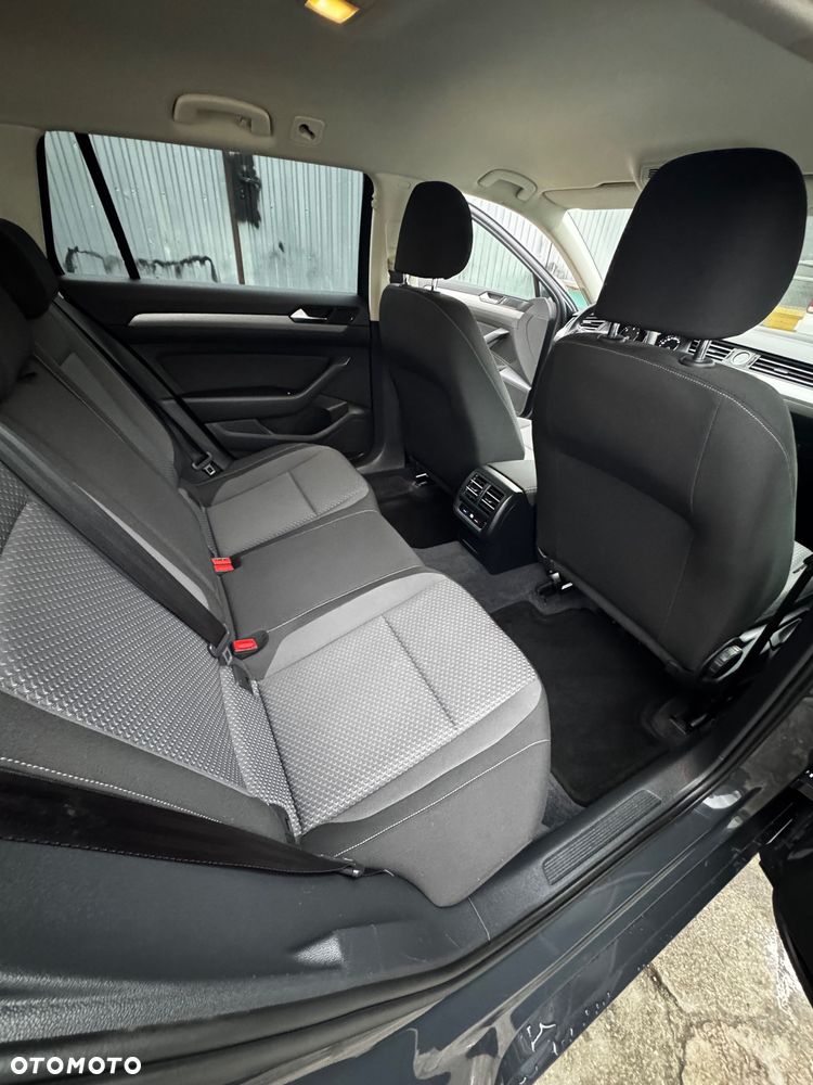 Volkswagen Passat 1.6 TDI (BlueMotion Technology) Comfortline - 13