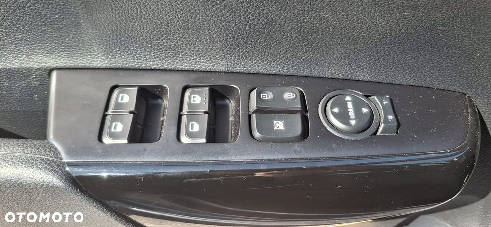 Kia Picanto 1.2 L - 17