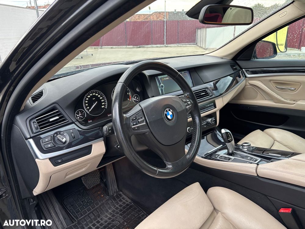 BMW Seria 5 525d Aut. - 11