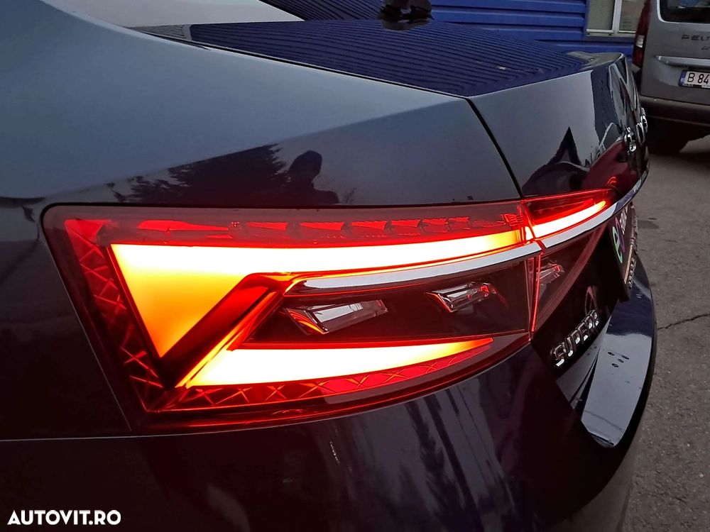 Skoda Superb 2.0 TDI DSG Style - 21